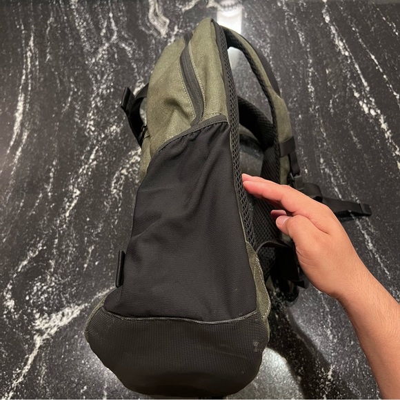 Oakley Transit Sport Backpack Utility Laptop Work Outdoor Water Repellent - Picture 12 of 16